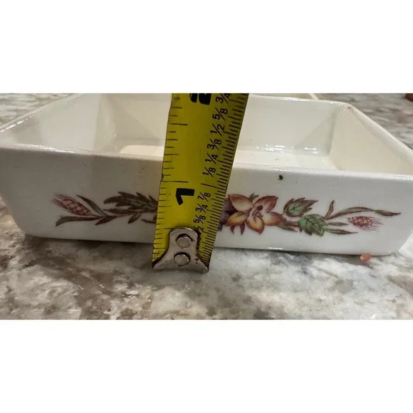 Wedgwood of Etruria Barlaston Floral Ceramic Trinket Box Made in England Cream - Picture 11 of 11